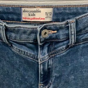 Abercrombie kids size 11/12 jegging.